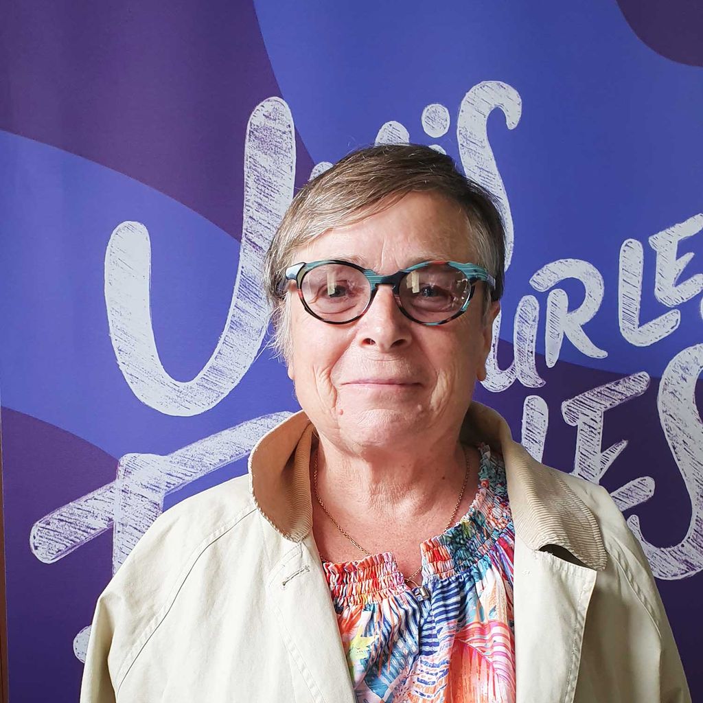 Claudine CARON